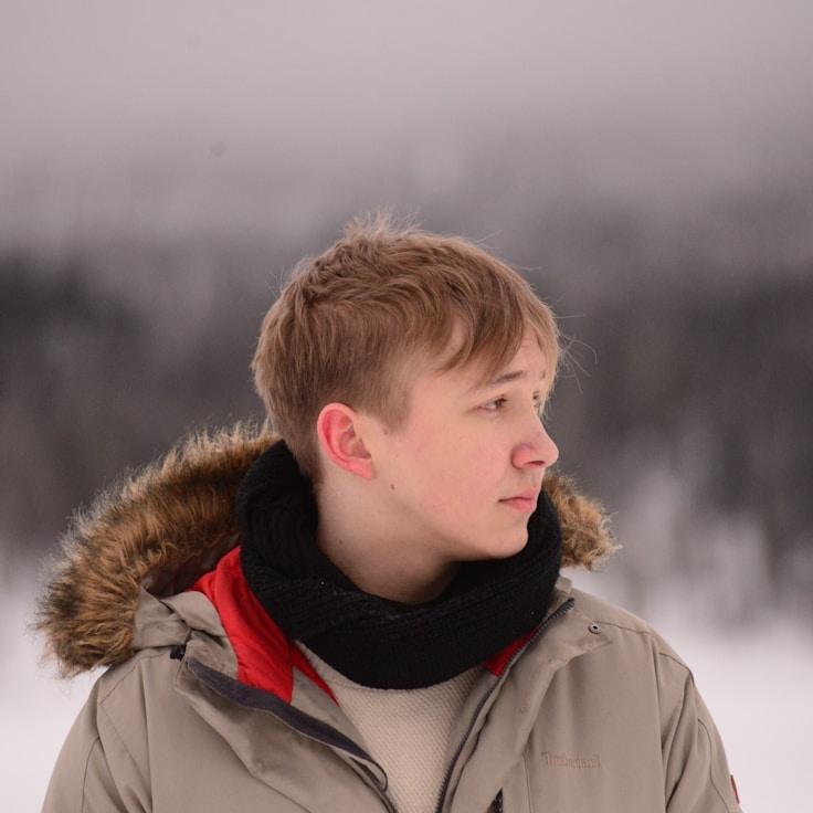 Portrait of Ravi meditation instructor